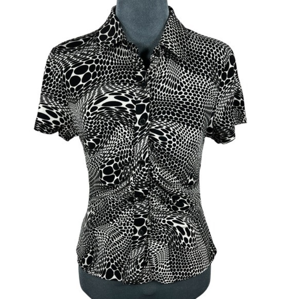 SO Black White Trippy Op-Art Ruched‎ Button Top Medium Y2K Style Psych-Pop NEW